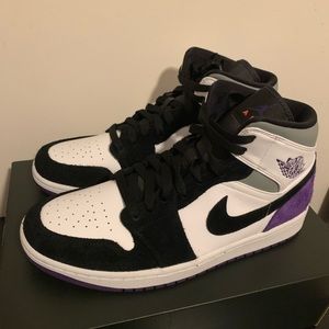 AIR JORDAN 1 MID SE - PURPLE